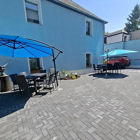 Blumen דירה רדברג